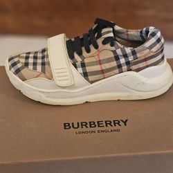 Authentic Burberry Sneakers Used Size 39