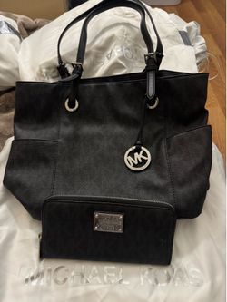 Pre-loved MK tote bag and wallet