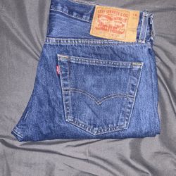 Levi 501 Jeans