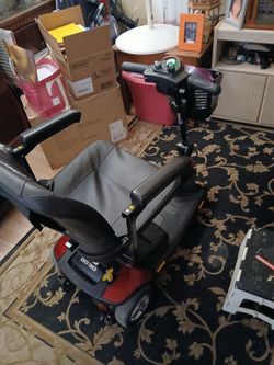 Three wheel go go scooter turbo
