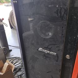 Snap On Side Locker