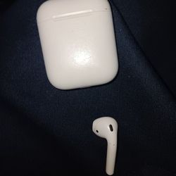 1st generation Airpods Charging Case