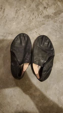 BLOCH BLACK JAZZ SHOES - SZ 3.5