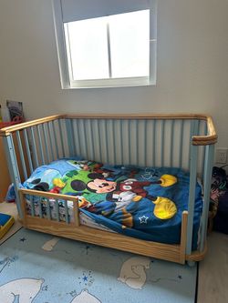 Convertible Toddler Bed with Safety Rail