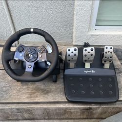 Logitech G920 Driving Force Racing Wheel & Shifter