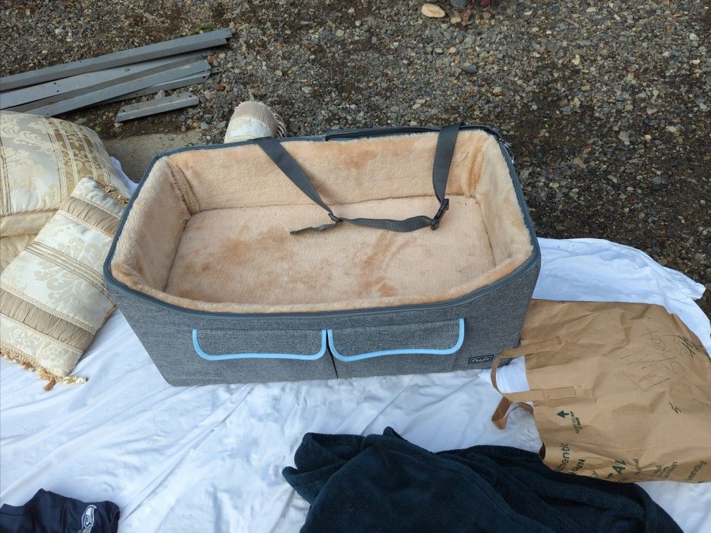 Car Dog Bed
