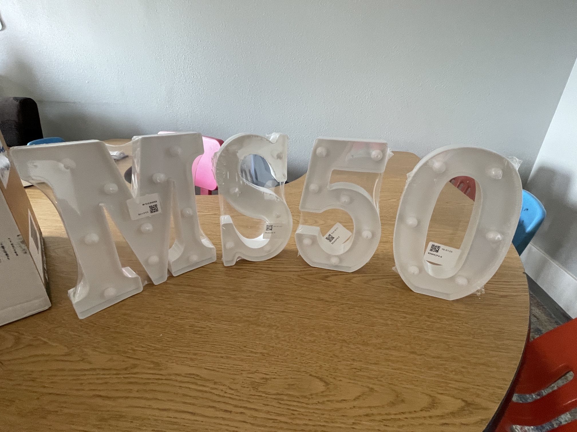 Letters Light Up M & S Numbers 5 & 0
