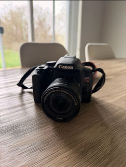 Canon EOS Rebel T8i