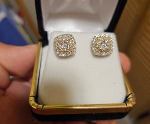 1 Diamond .75 Ct Earring