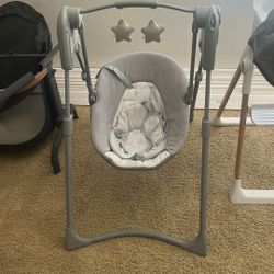 Graco Baby Swing