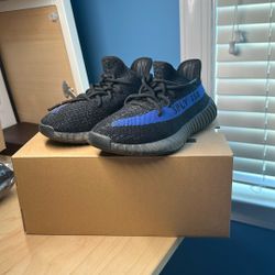 Yeezy Boost 350 V2 “Dazzling Blue” – Size 6– Great Condition!