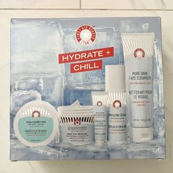 Brand new FIRST AID BEAUTY fab hydrate + chill gift set full size   Brand new   Comes with   Hydrating serum 1.7 fl oz FULL SIZE   Ultra repair face m