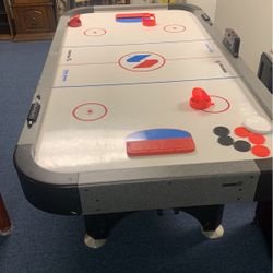 SPORTCRAFT REGULATION SIZE AIR HOCKEY TABLE 