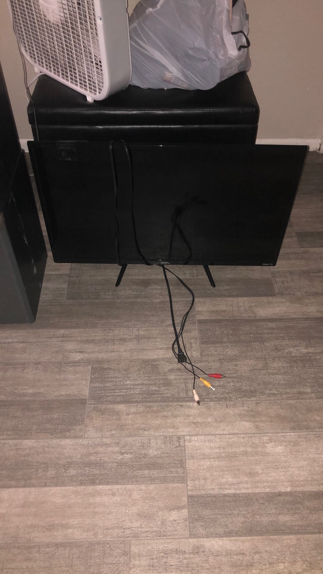 ‘32inch Roku Tv With Remote