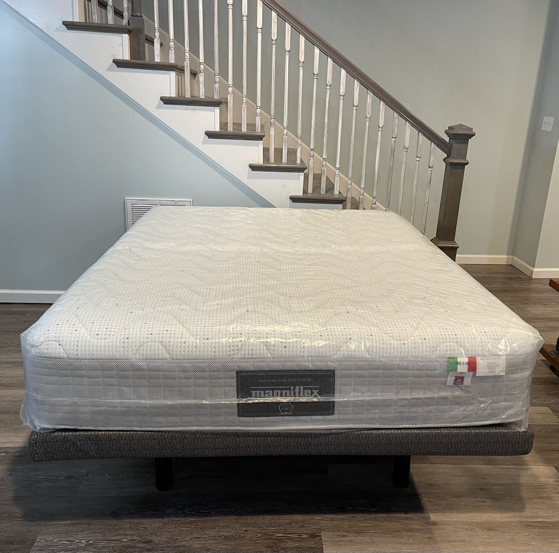 Magniflex Queen Mattress