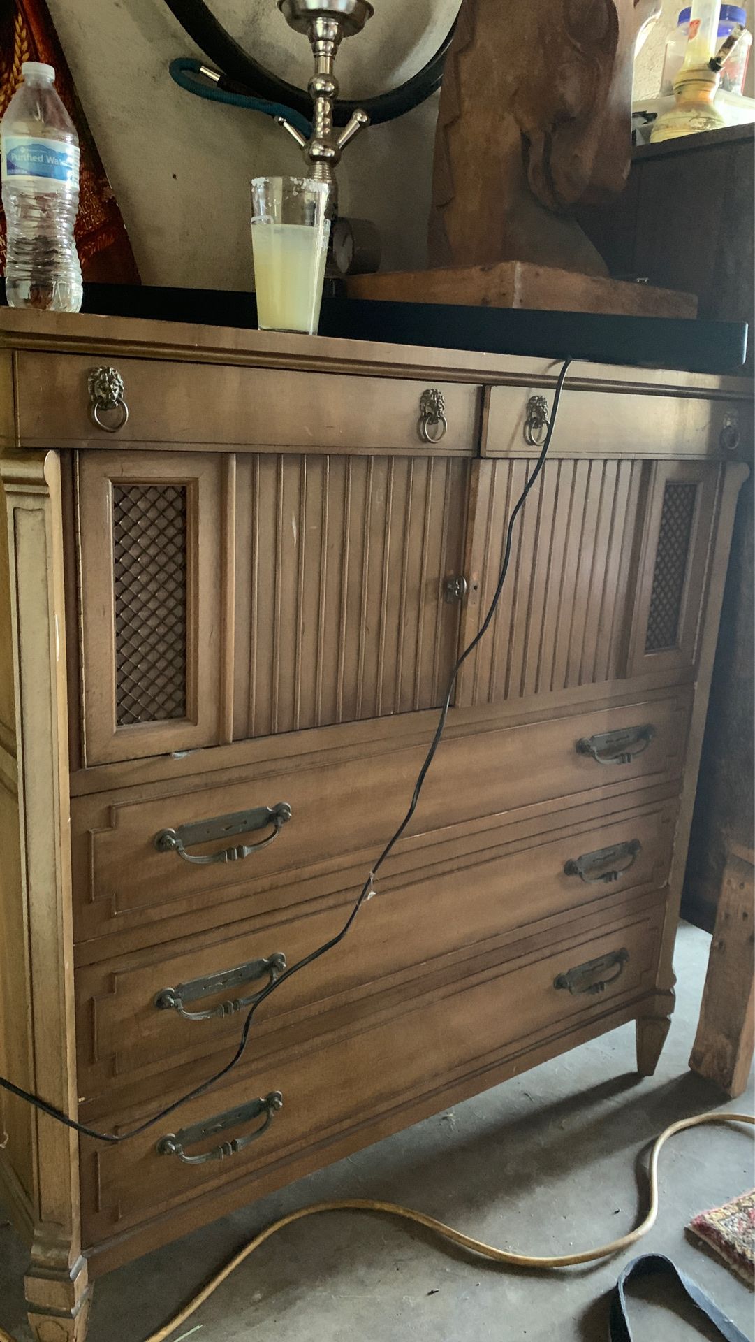Antique dresser hundred bucks