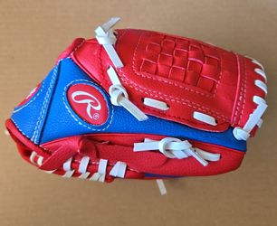 Rawlings Players Series Youth Baseball Glove, 9", Red/Blue Comes With A T-Ball.