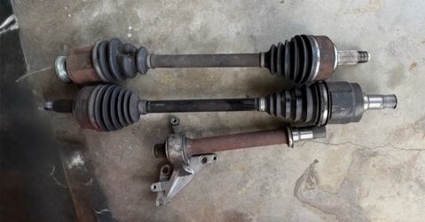 2013 Honda Accord Crosstour CV Axles