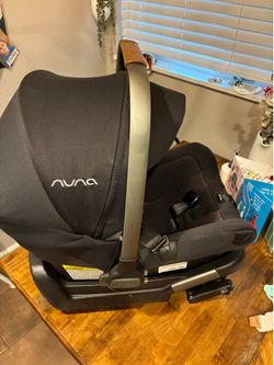 NUNA Pipa Lite LX Car Seat & Base!