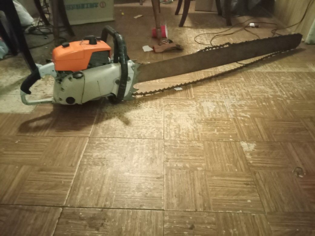 Little 090 Stihl Chainsaw