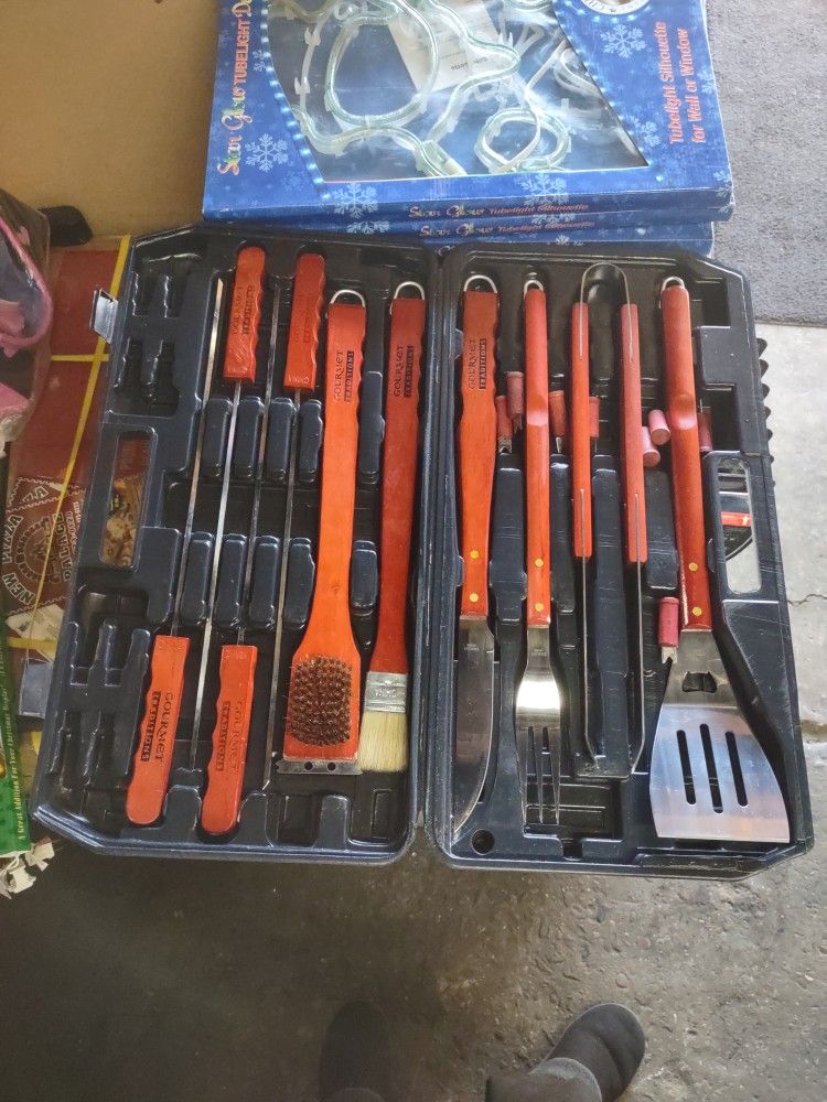 BBQ Set Brand New in The Box