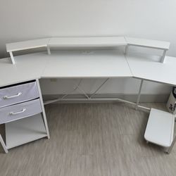 White Desk With Outlet 