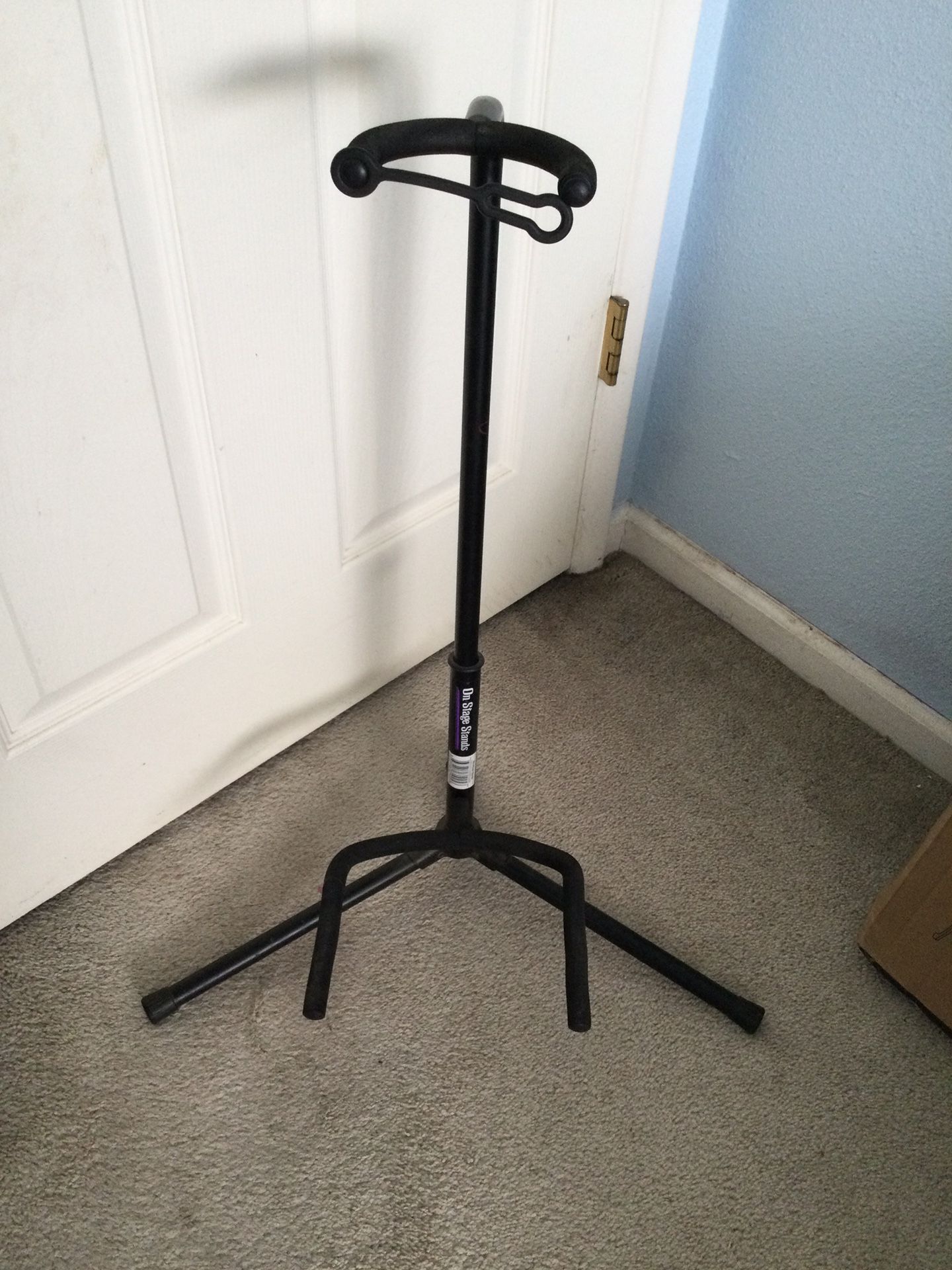Guitar Stand Like New 10 Only! for Sale in Phoenix, AZ OfferUp