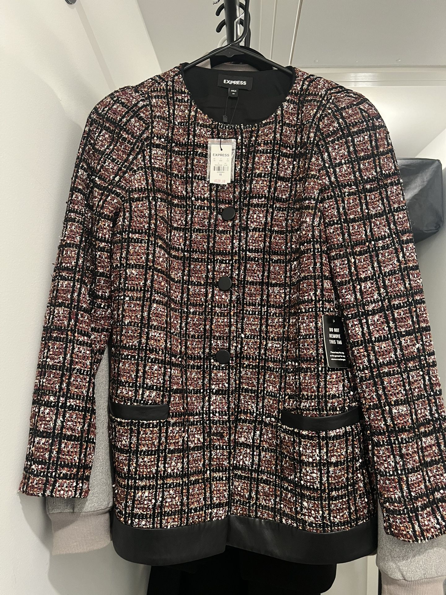 NEW BLAZER FROM EXPRESS SIZE XS