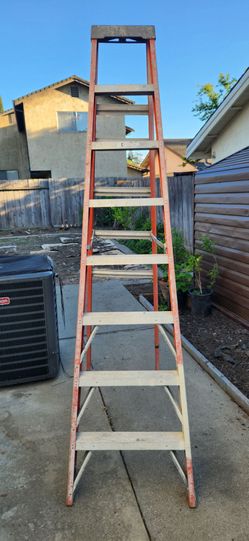 8 feet ladder