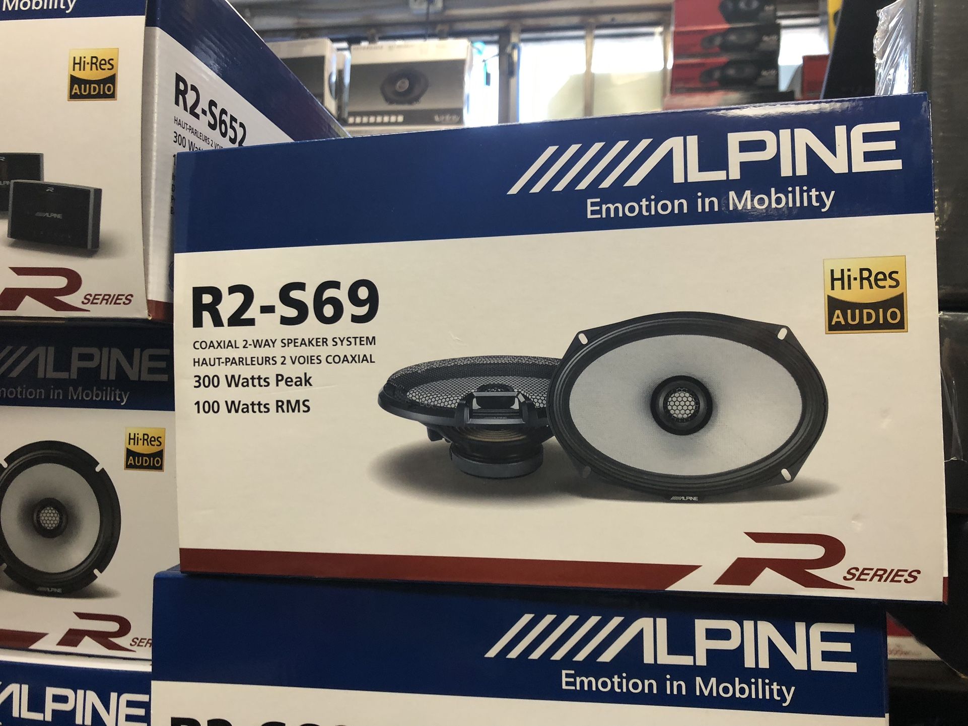 Alpine R2-s69 On Sale For 199.99 Come And Get The Best Deals 