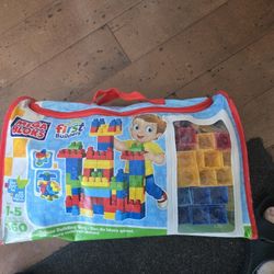 Mega Blocks Forst Builders Set