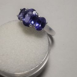 2.3cts Tanzanite Gemstone Sterling Silver Ring Sz-8