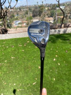 Taylormade Qi35 - 4 hybrid