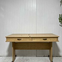 Desk, Escritorio 