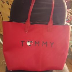 Tommy Hilfiger Red Leather Tote Bag/Large Purse In Good Condition 