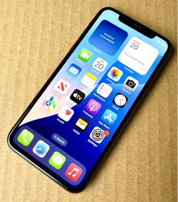 Factory Unlocked Apple iPhone XS MAX (64 GB) Black with Case