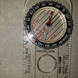 Brunton Pocket Compass Exc Cond Great for Hiking

