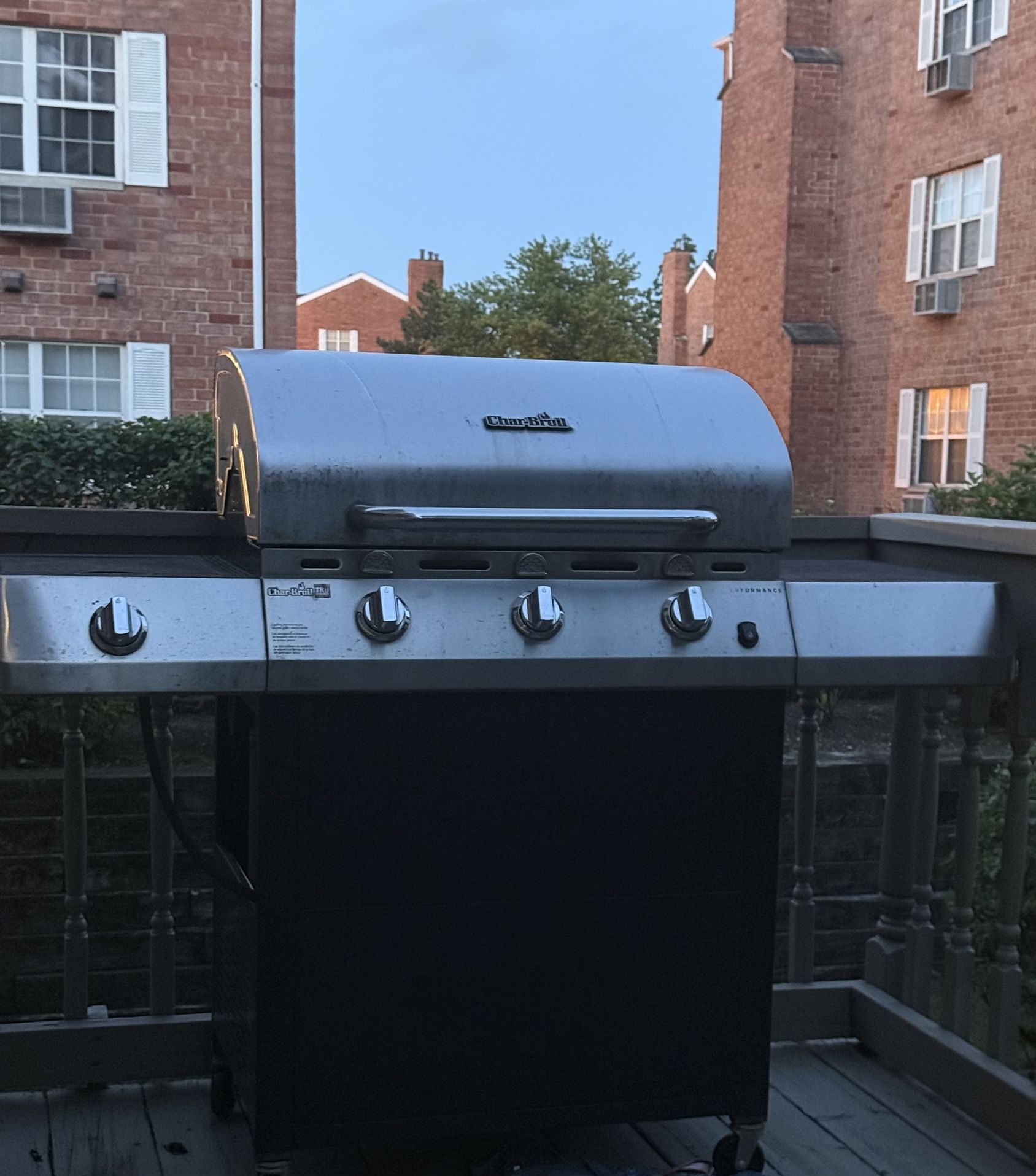 Charbroil Gas Grill With Side Burner