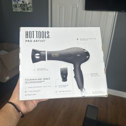 blow dryer 