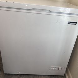 5.0 Cubic-ft Deep  Chest Freezer 