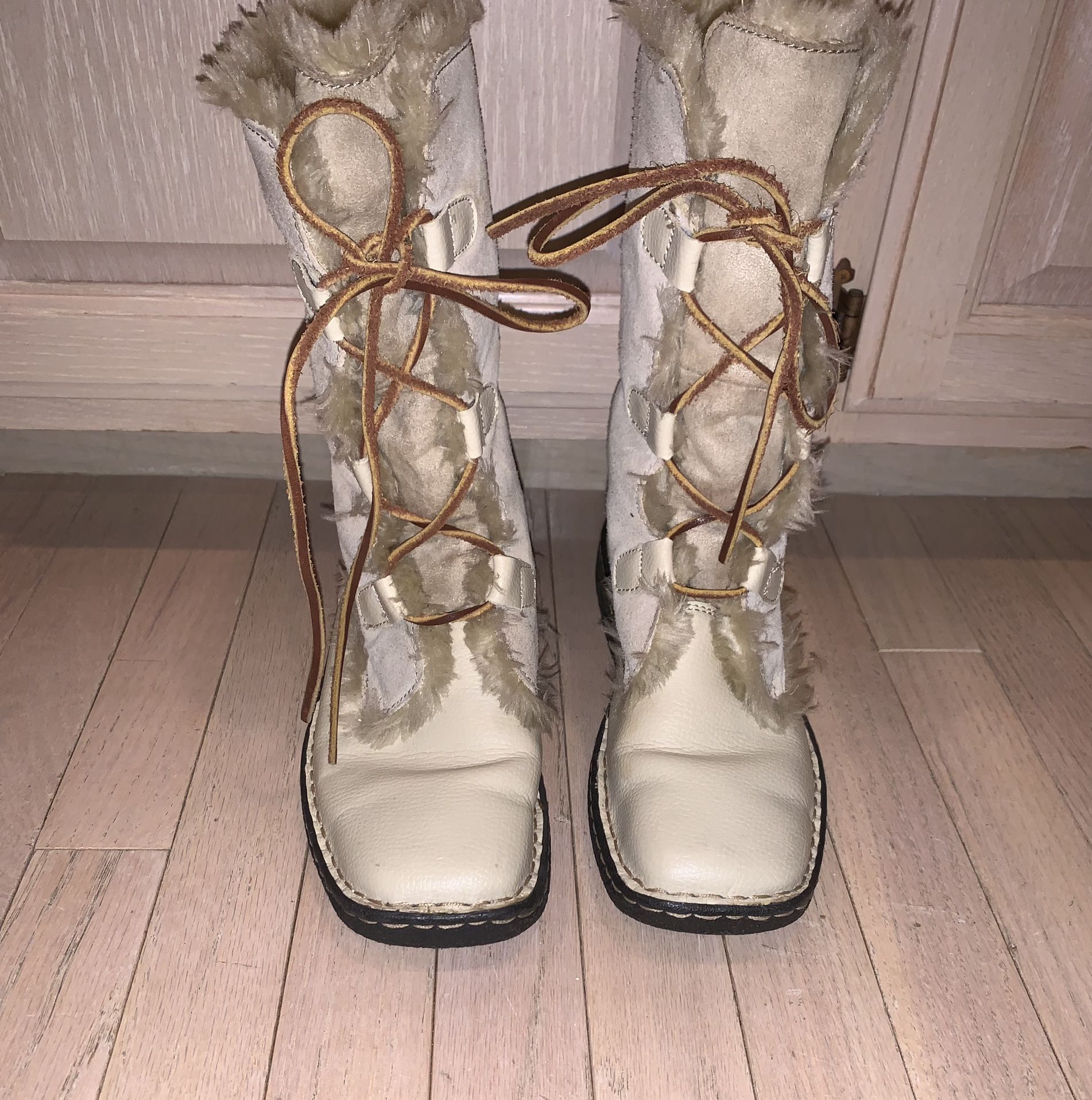 Cherokee Leather Upper/Fur Lined Boots, 11