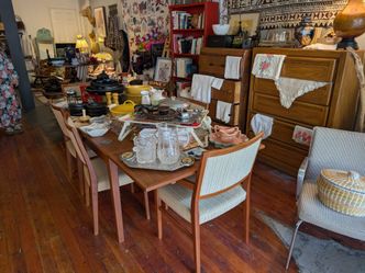 Pop-Up Shop Boutique Estate Sale