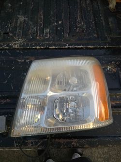 2004 cadillac escalade headlights
