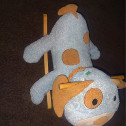 Perrito, mecedor para niños pequeños en buenas condiciones limpio