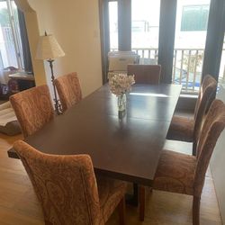 Dinning Table With 6 Chairs