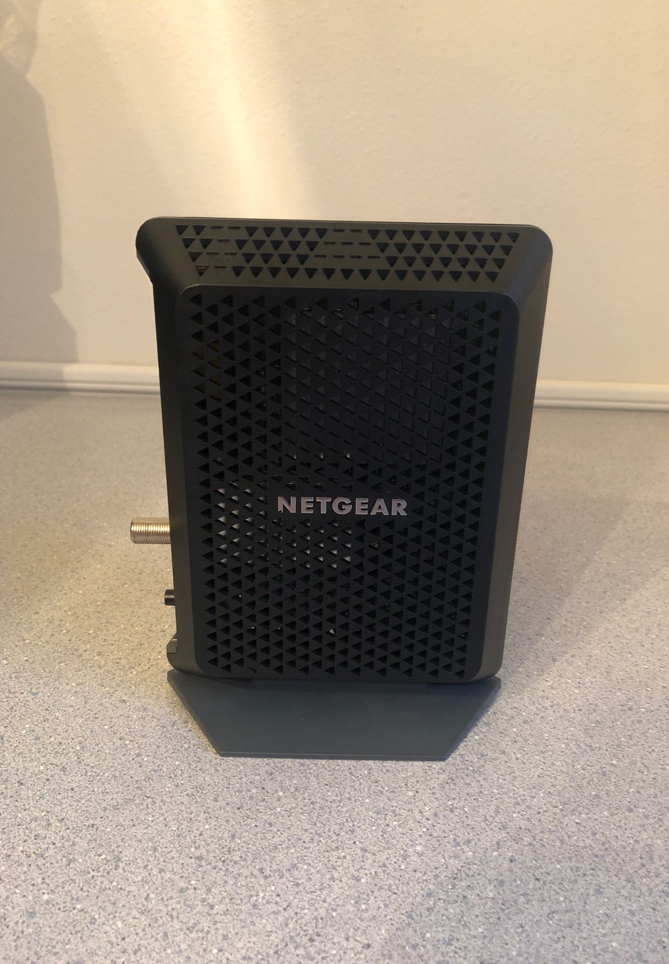 Netgear CM700 Modem