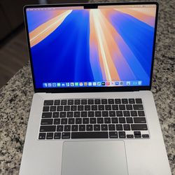 MacBook Air 15 “ m4 basic storage