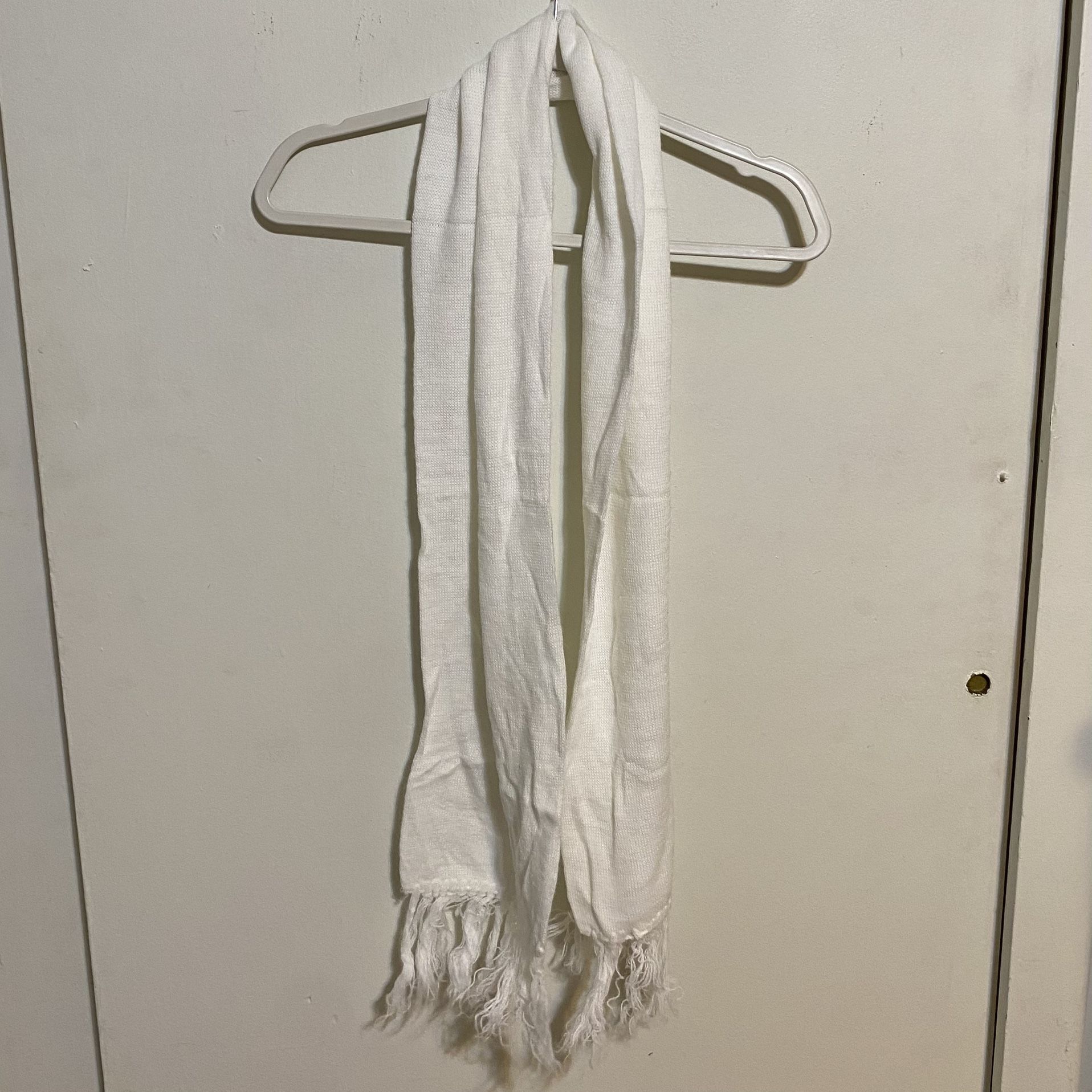 90s Vintage Soft White 100% Acrylic Scarf