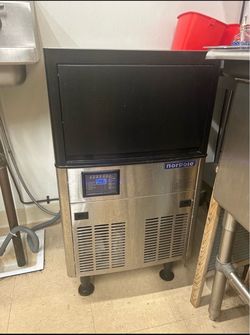 Ice Maker for restaurant