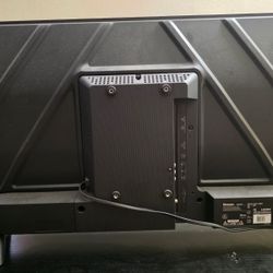 HISENSE 32IN SMART TV 